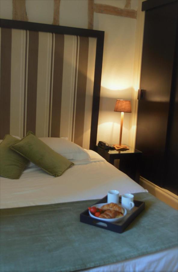 Chateau De La Pomarede Hotell Eksteriør bilde